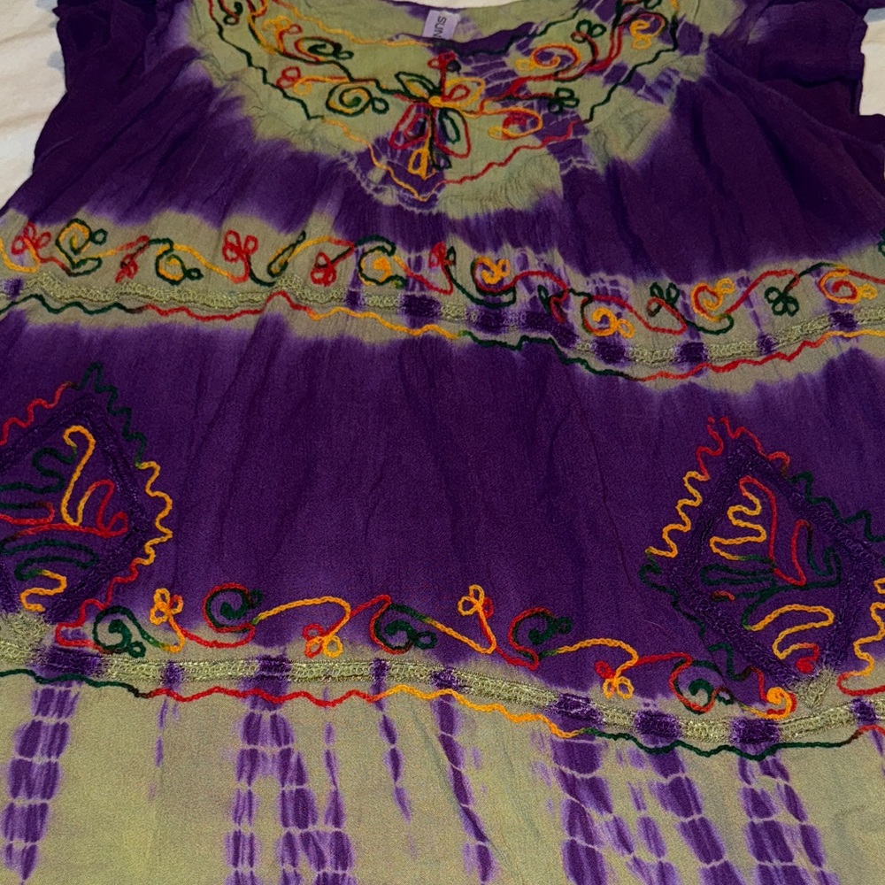 Sunflower: Vibrant Purple and Green Embroidered Women's Blouse Sz: Freesize - Picture 5 of 9